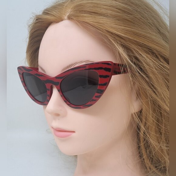 Saint Laurent New Wave Sunglasses SL 213 Lily 008 Tiger Red Cat Eye 52-21-145 main image 4